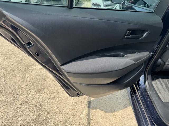 Toyota Corolla Vehicle Full-screen Gallery Image 47