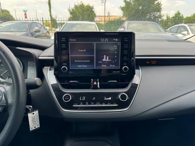 Toyota Corolla Vehicle Full-screen Gallery Image 50