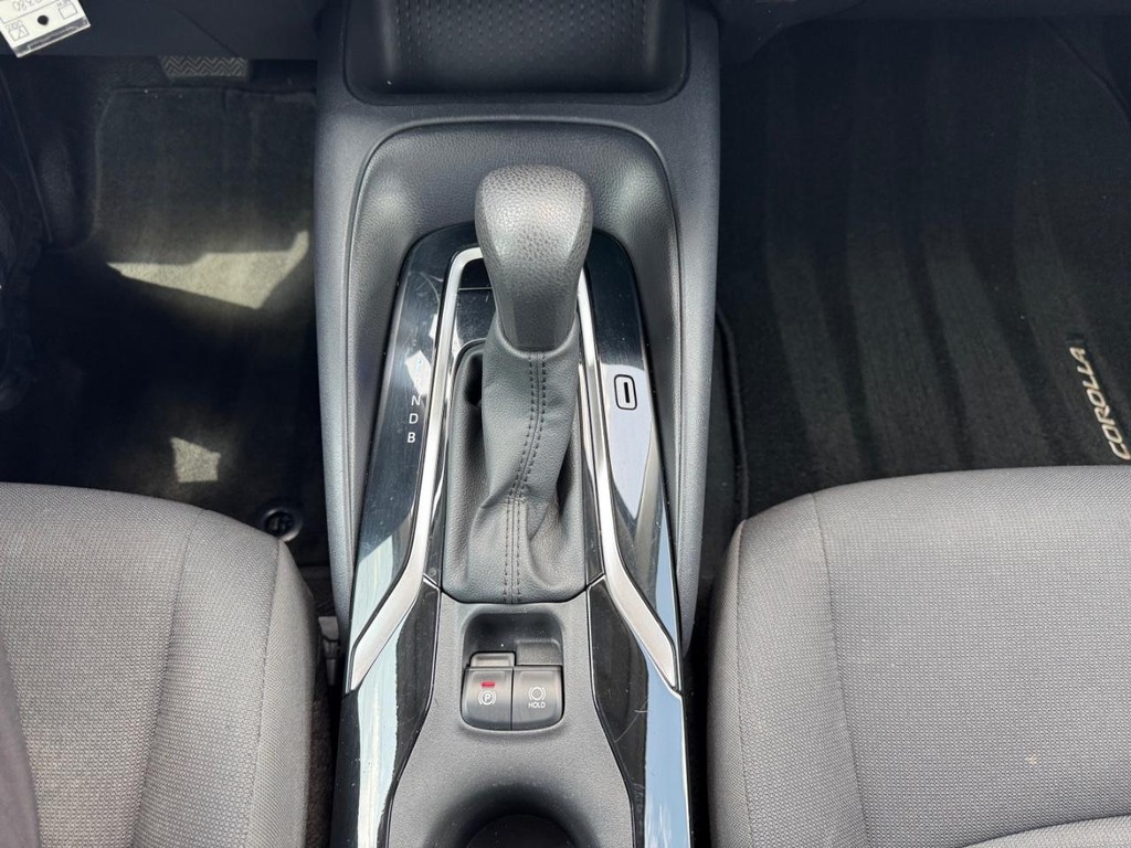Toyota Corolla Vehicle Full-screen Gallery Image 23