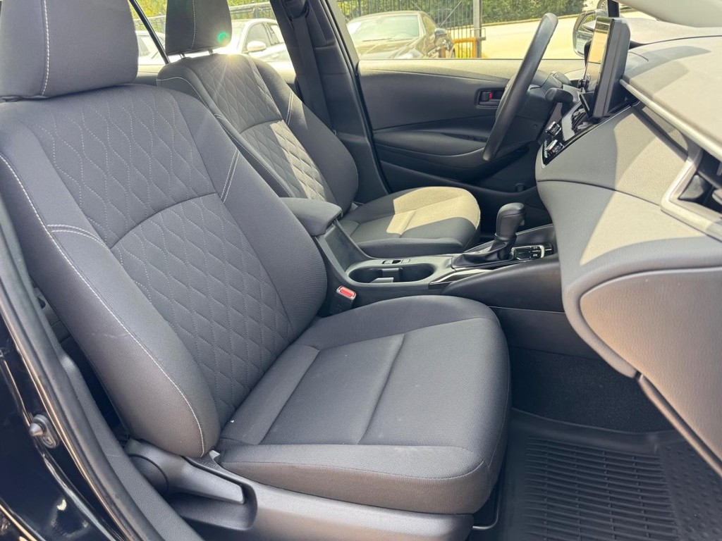 Toyota Corolla Vehicle Full-screen Gallery Image 14