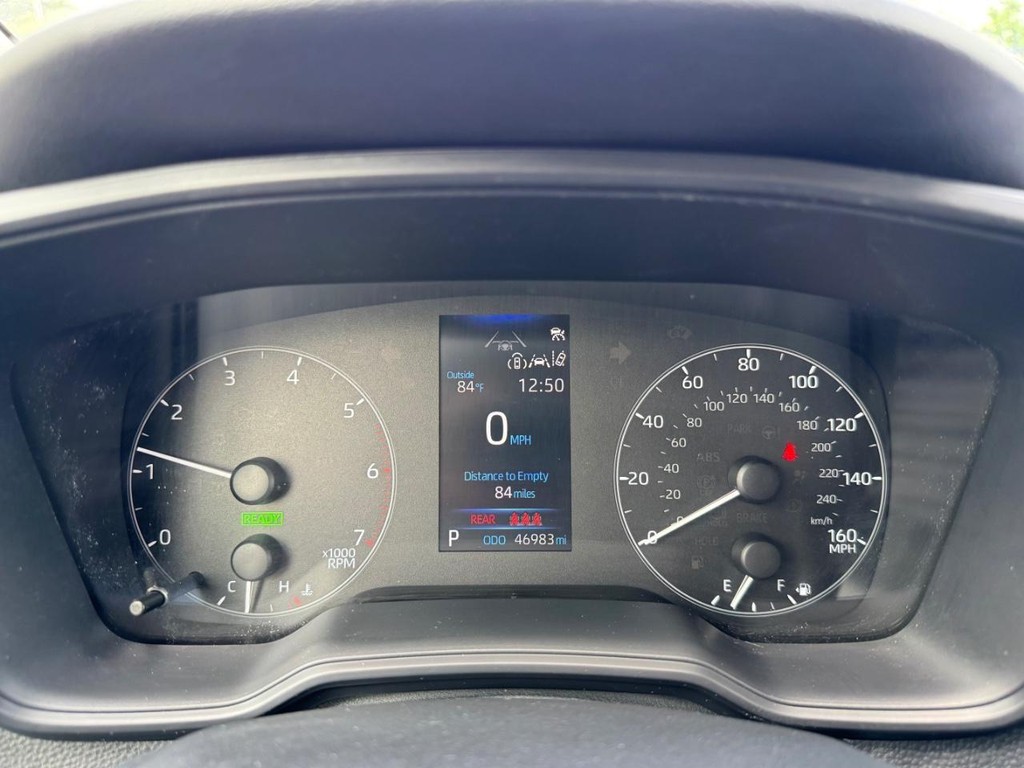 Toyota Corolla Vehicle Full-screen Gallery Image 23