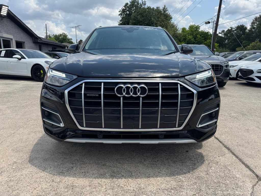 Audi Q5 Vehicle Full-screen Gallery Image 02
