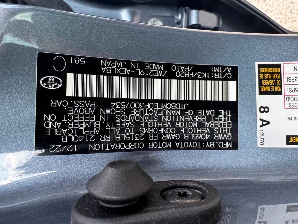 Toyota Corolla Vehicle Full-screen Gallery Image 27