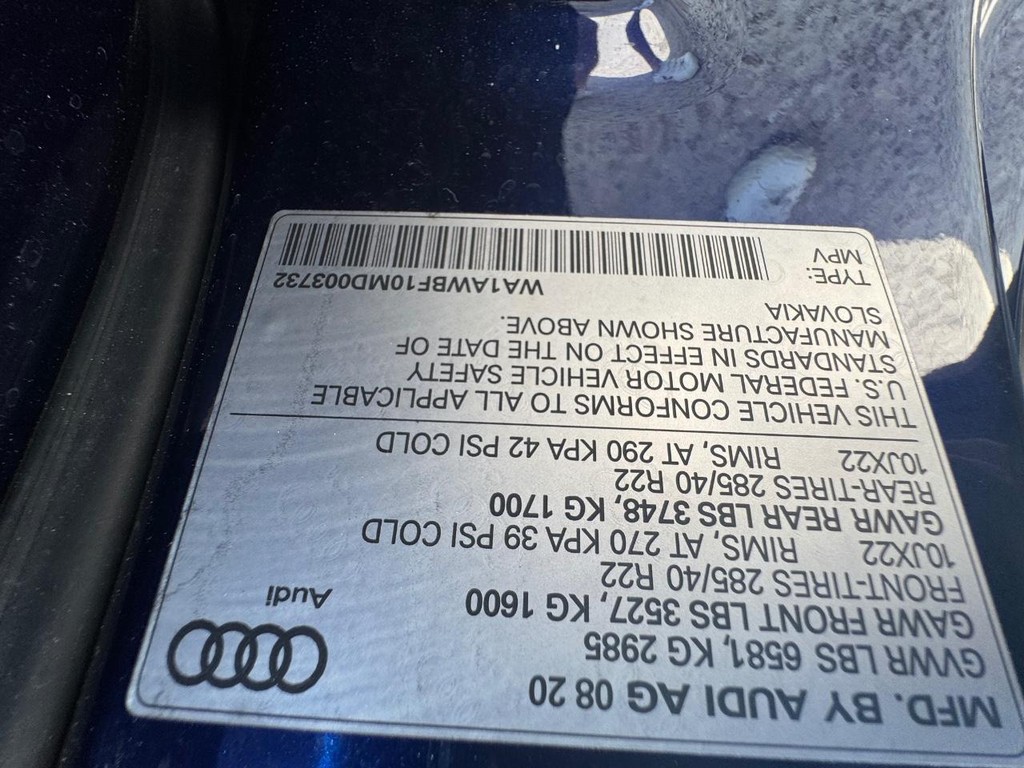 Audi SQ8 Vehicle Full-screen Gallery Image 29