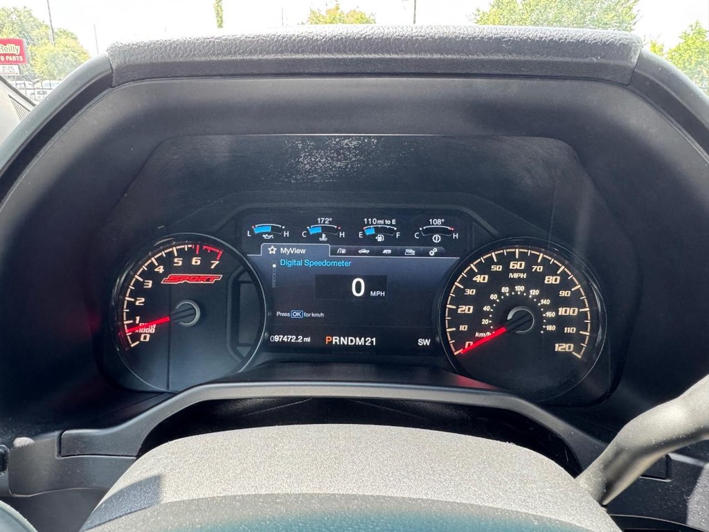 Ford F-150 Vehicle Full-screen Gallery Image 19