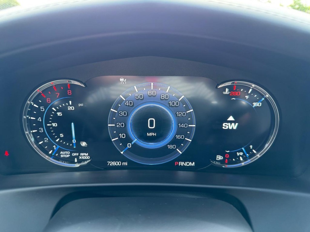 Cadillac CT6 Vehicle Full-screen Gallery Image 21