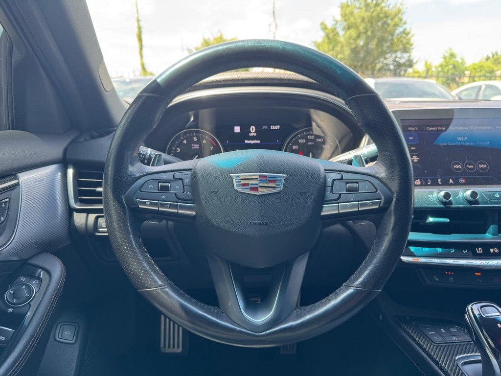 Cadillac CT5 Vehicle Full-screen Gallery Image 20