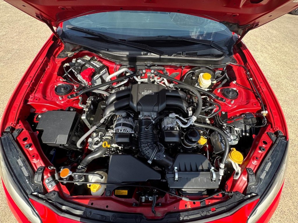 Toyota GR86 Vehicle Full-screen Gallery Image 24