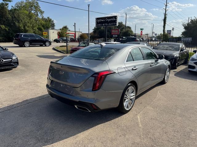 Cadillac CT4 Vehicle Full-screen Gallery Image 08