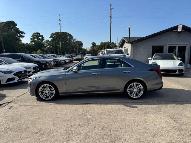 Cadillac CT4 Vehicle Full-screen Gallery Image 10