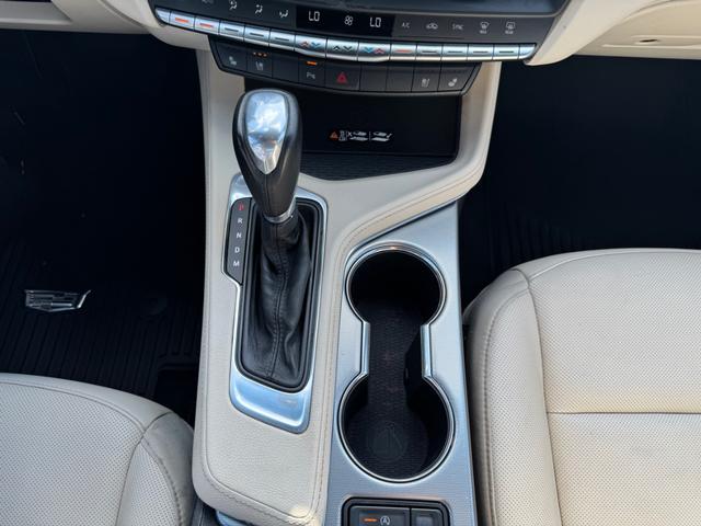 Cadillac CT4 Vehicle Full-screen Gallery Image 23