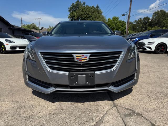 Cadillac CT6 Vehicle Full-screen Gallery Image 02