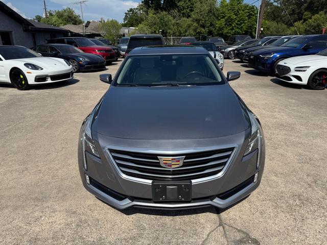 Cadillac CT6 Vehicle Full-screen Gallery Image 03