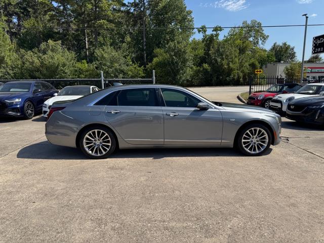 Cadillac CT6 Vehicle Full-screen Gallery Image 05