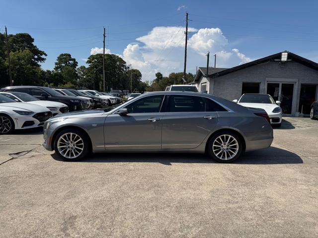 Cadillac CT6 Vehicle Full-screen Gallery Image 09
