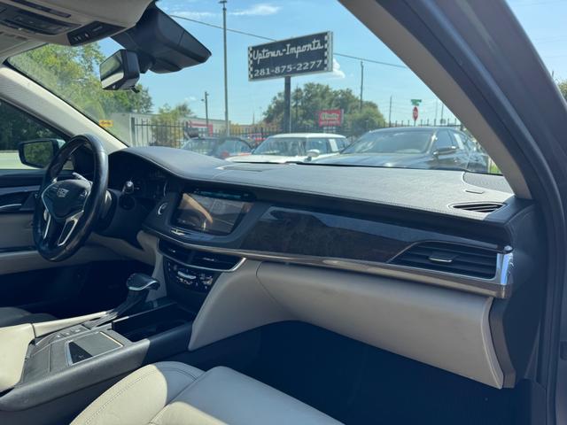 Cadillac CT6 Vehicle Full-screen Gallery Image 13