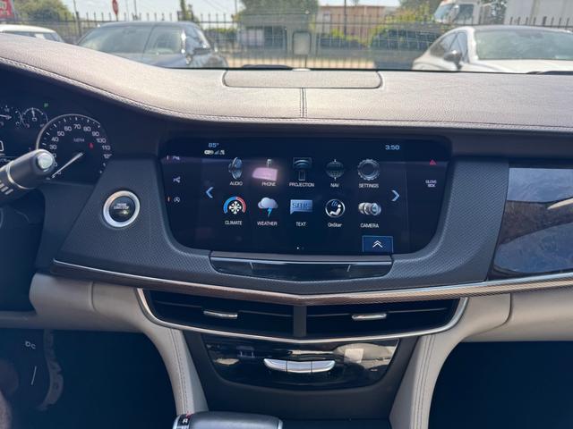 Cadillac CT6 Vehicle Full-screen Gallery Image 21
