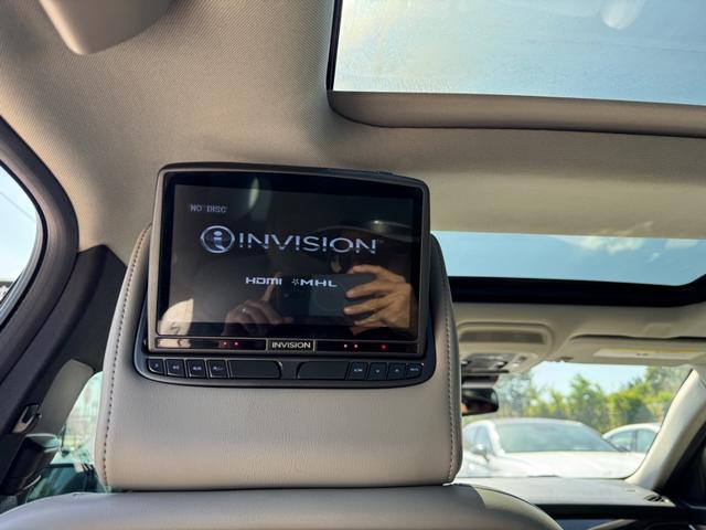Cadillac CT6 Vehicle Full-screen Gallery Image 25
