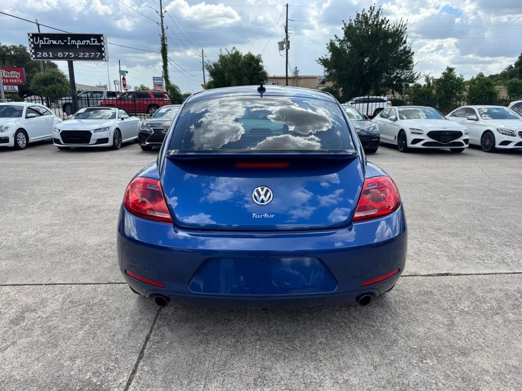 Volkswagen Beetle Coupe Vehicle Full-screen Gallery Image 07