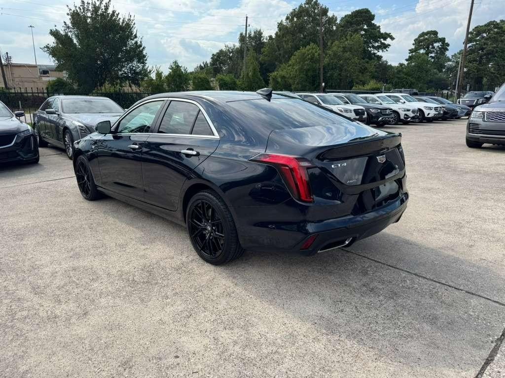 Cadillac CT4 Vehicle Full-screen Gallery Image 08