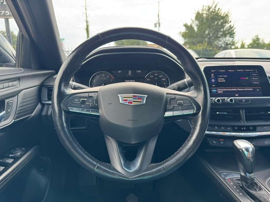Cadillac CT4 Vehicle Full-screen Gallery Image 20