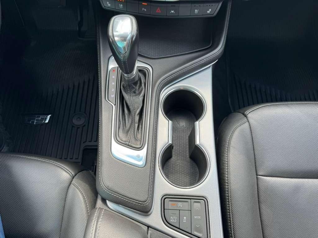 Cadillac CT4 Vehicle Full-screen Gallery Image 25
