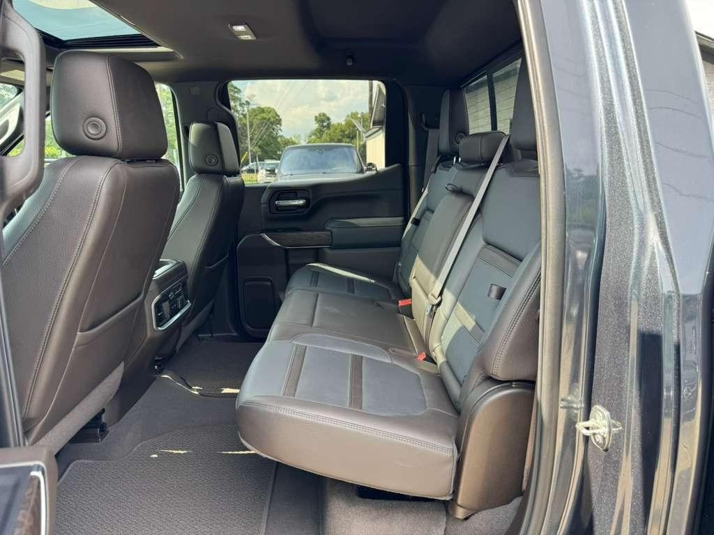 GMC Sierra 1500 Vehicle Full-screen Gallery Image 19