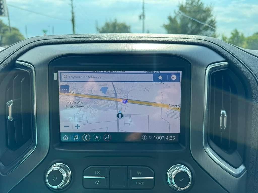GMC Sierra 1500 Vehicle Full-screen Gallery Image 25