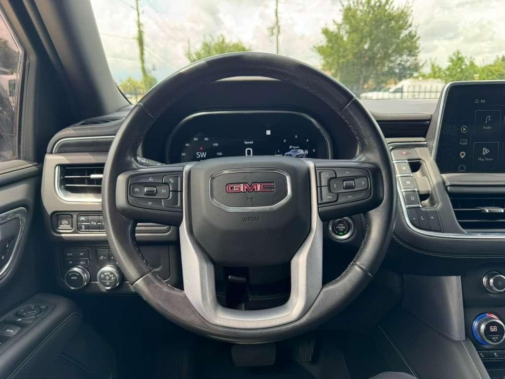 GMC Yukon Vehicle Full-screen Gallery Image 22