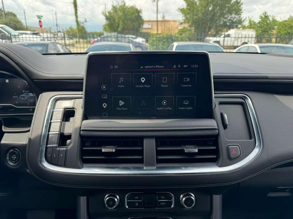 GMC Yukon Vehicle Full-screen Gallery Image 24
