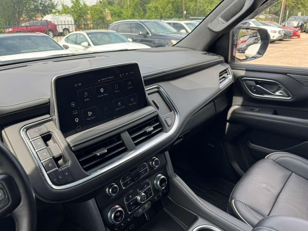 GMC Yukon Vehicle Full-screen Gallery Image 28