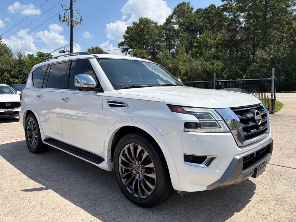Nissan Armada Vehicle Full-screen Gallery Image 04