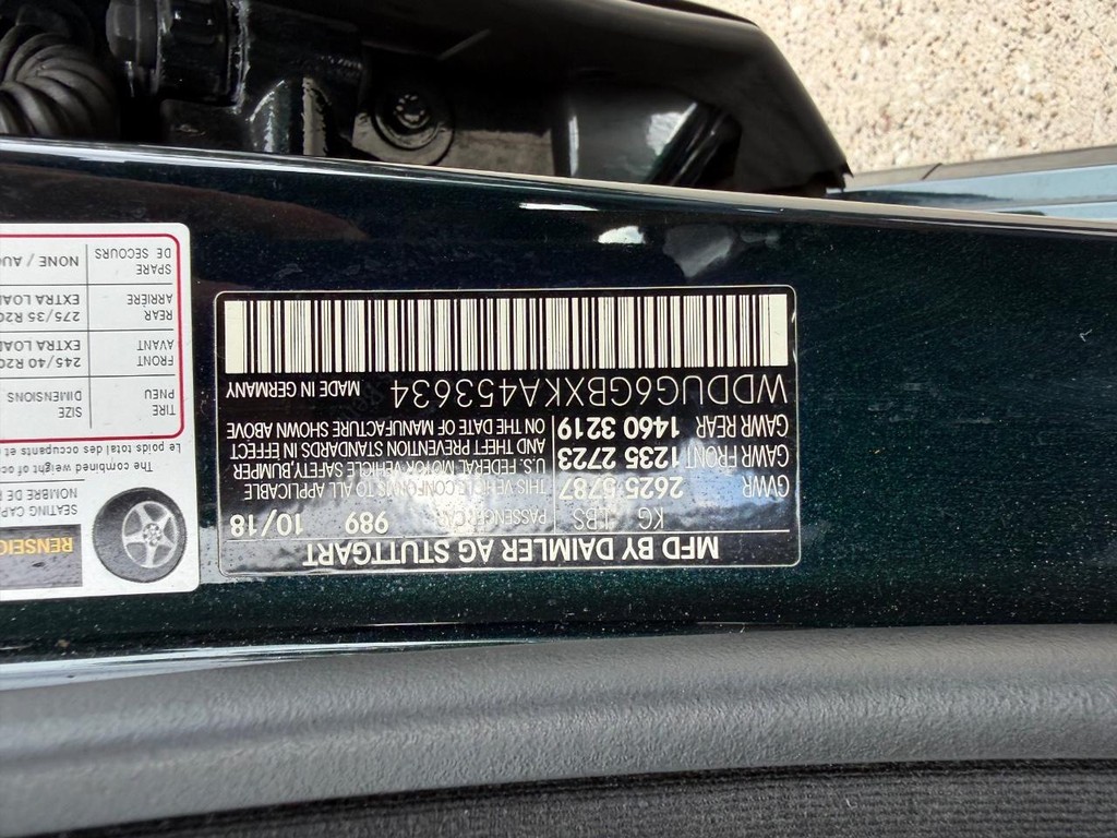 Mercedes-Benz S 450 Vehicle Full-screen Gallery Image 29