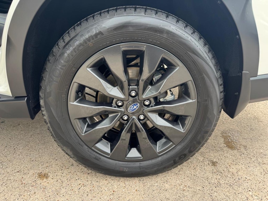Subaru Outback Vehicle Full-screen Gallery Image 27