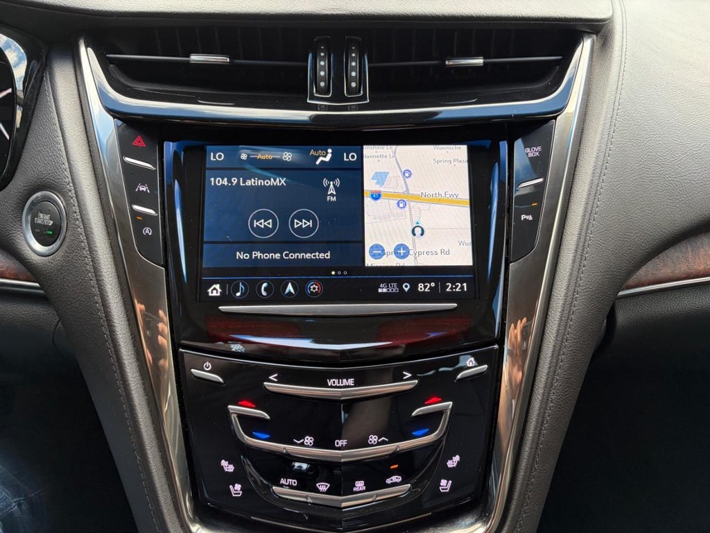 Cadillac CTS Sedan Vehicle Full-screen Gallery Image 22
