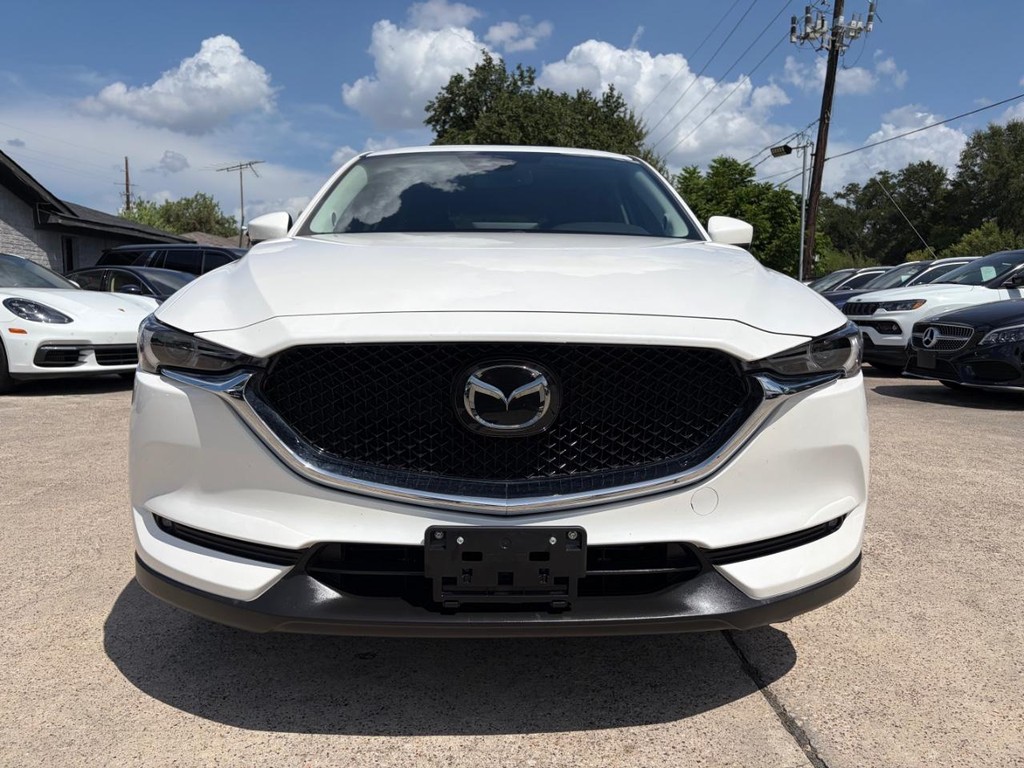 Mazda CX-5 Vehicle Full-screen Gallery Image 02