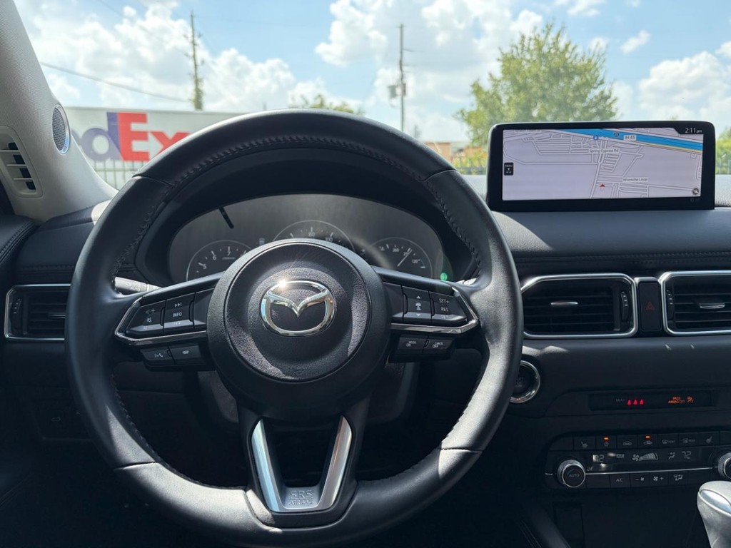 Mazda CX-5 Vehicle Full-screen Gallery Image 20