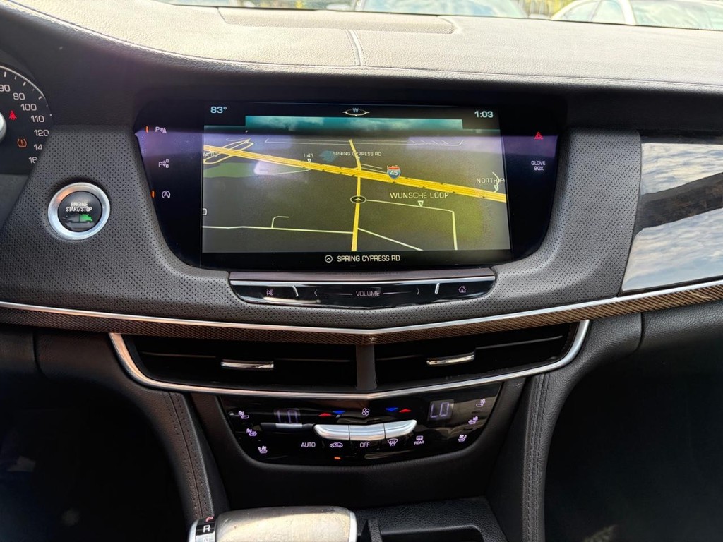 Cadillac CT6 Vehicle Full-screen Gallery Image 22