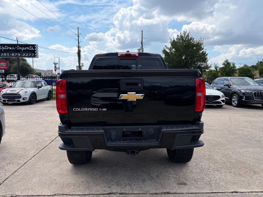 Chevrolet Colorado Vehicle Full-screen Gallery Image 07