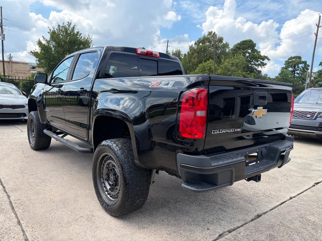 Chevrolet Colorado Vehicle Full-screen Gallery Image 08