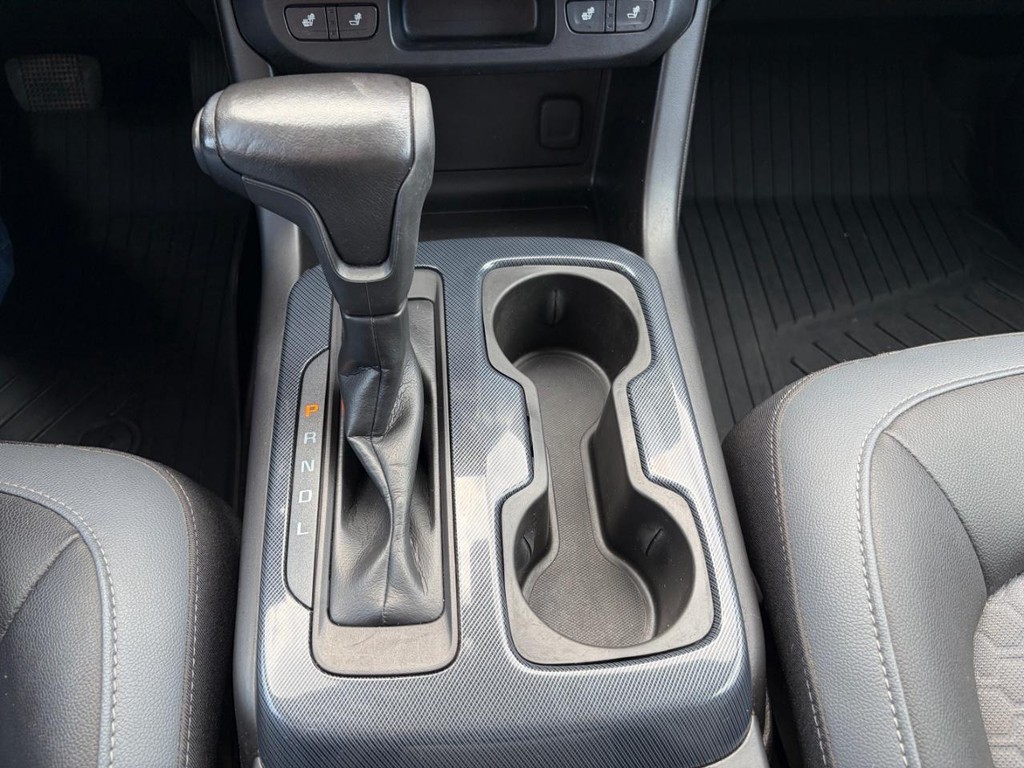 Chevrolet Colorado Vehicle Full-screen Gallery Image 26