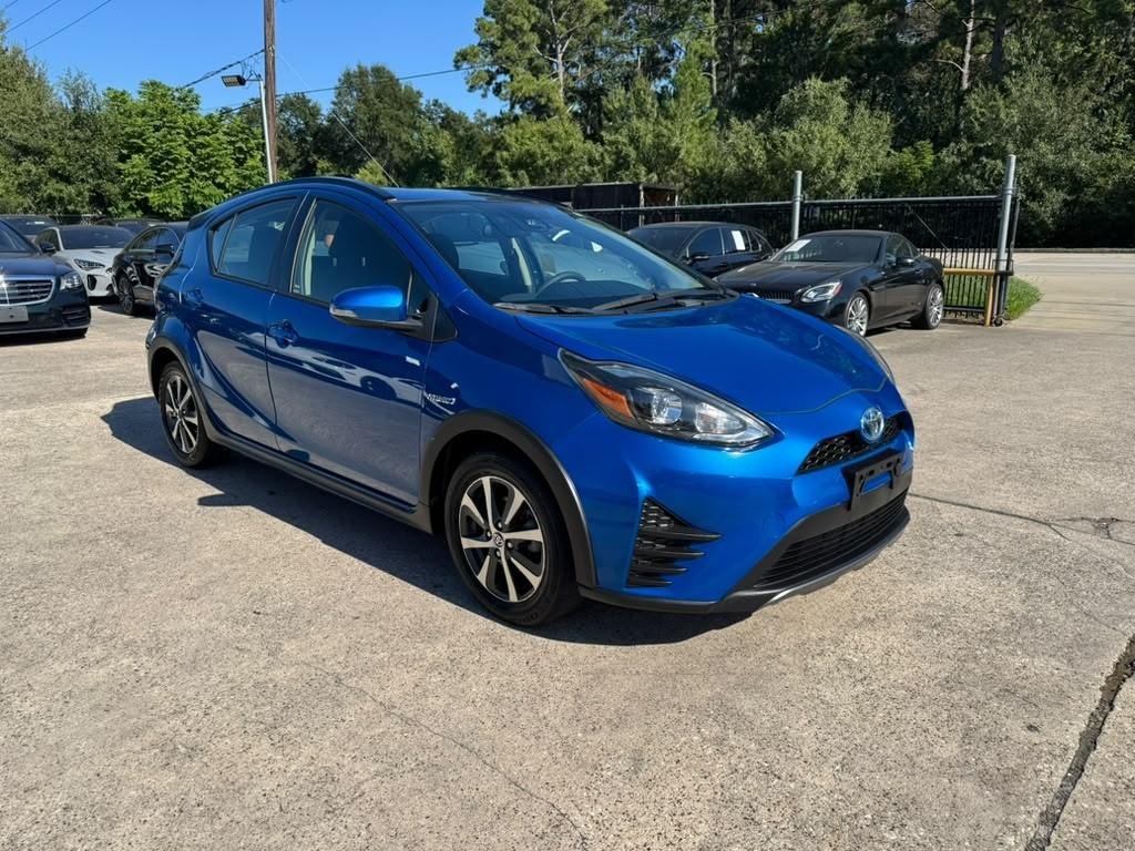 Toyota Prius C Vehicle Full-screen Gallery Image 04