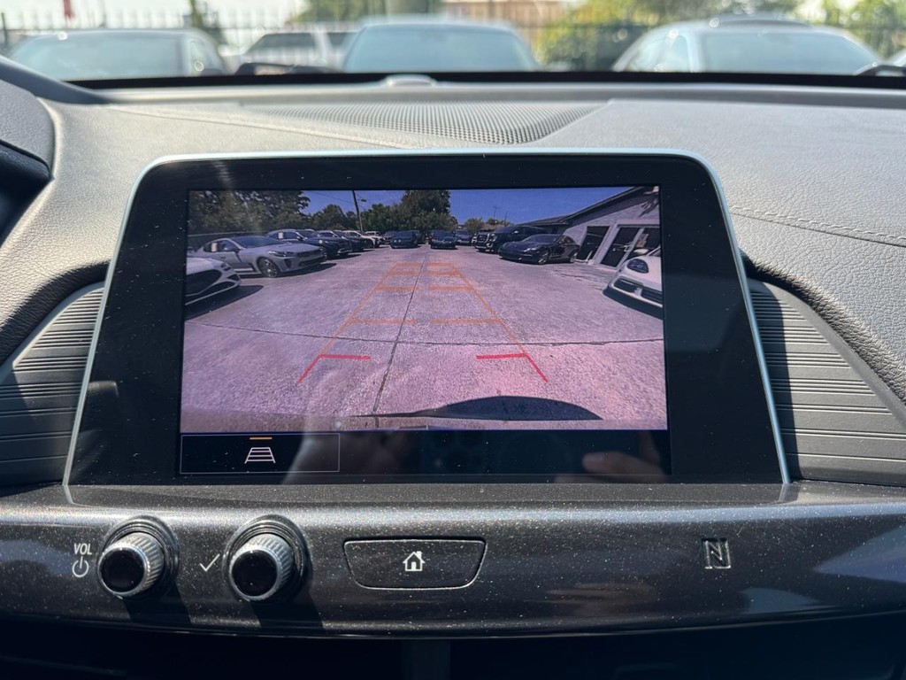 Cadillac CT4 Vehicle Full-screen Gallery Image 23