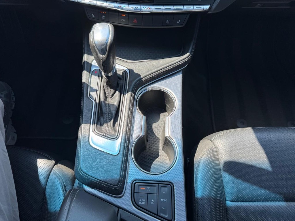 Cadillac CT4 Vehicle Full-screen Gallery Image 25