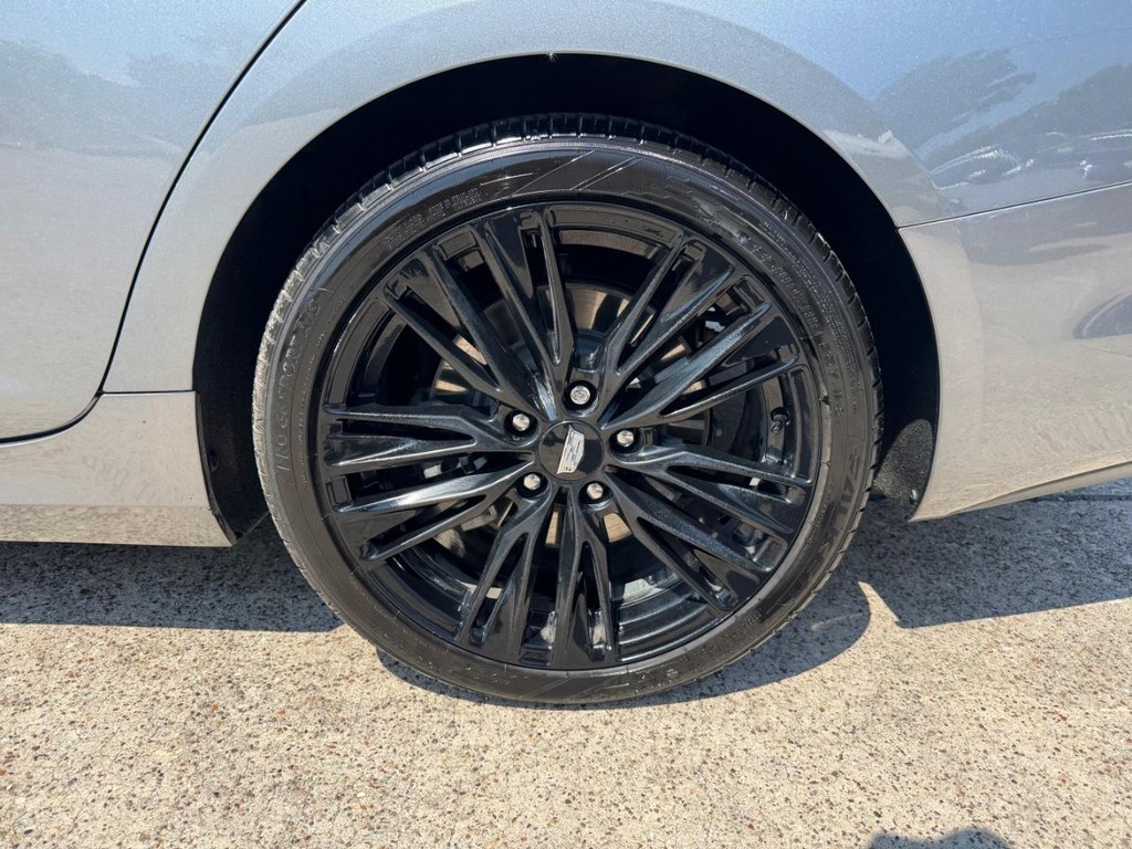 Cadillac CT4 Vehicle Full-screen Gallery Image 28