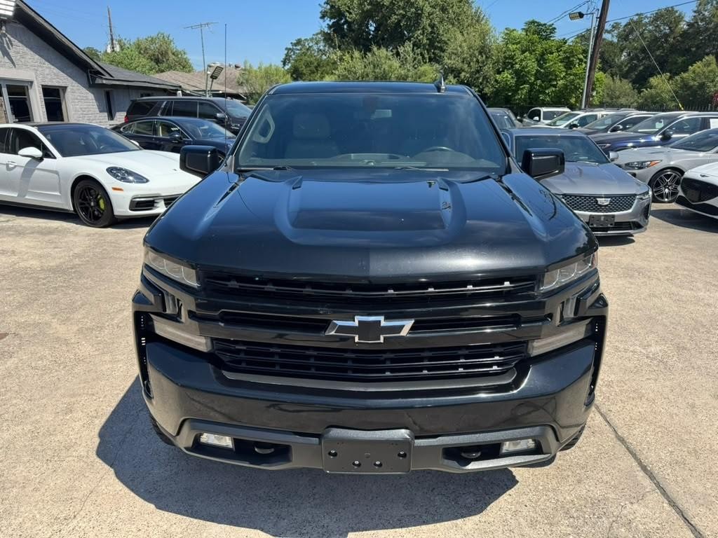 Chevrolet Silverado 1500 Vehicle Full-screen Gallery Image 03