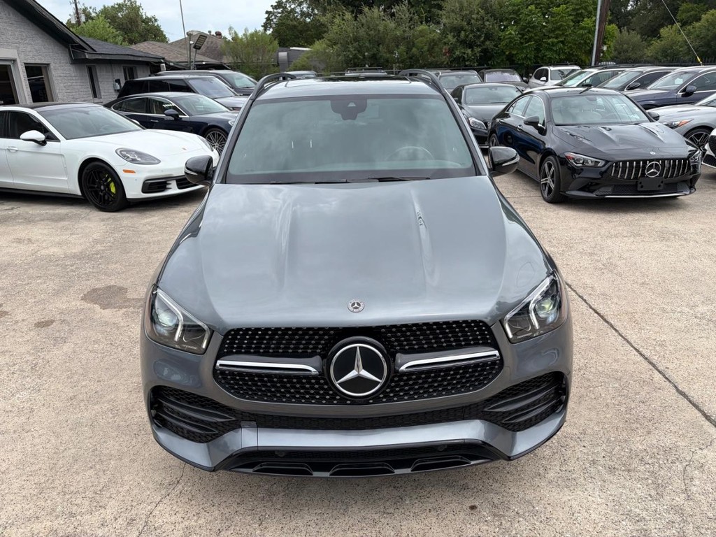 Mercedes-Benz GLE 350 Vehicle Full-screen Gallery Image 03