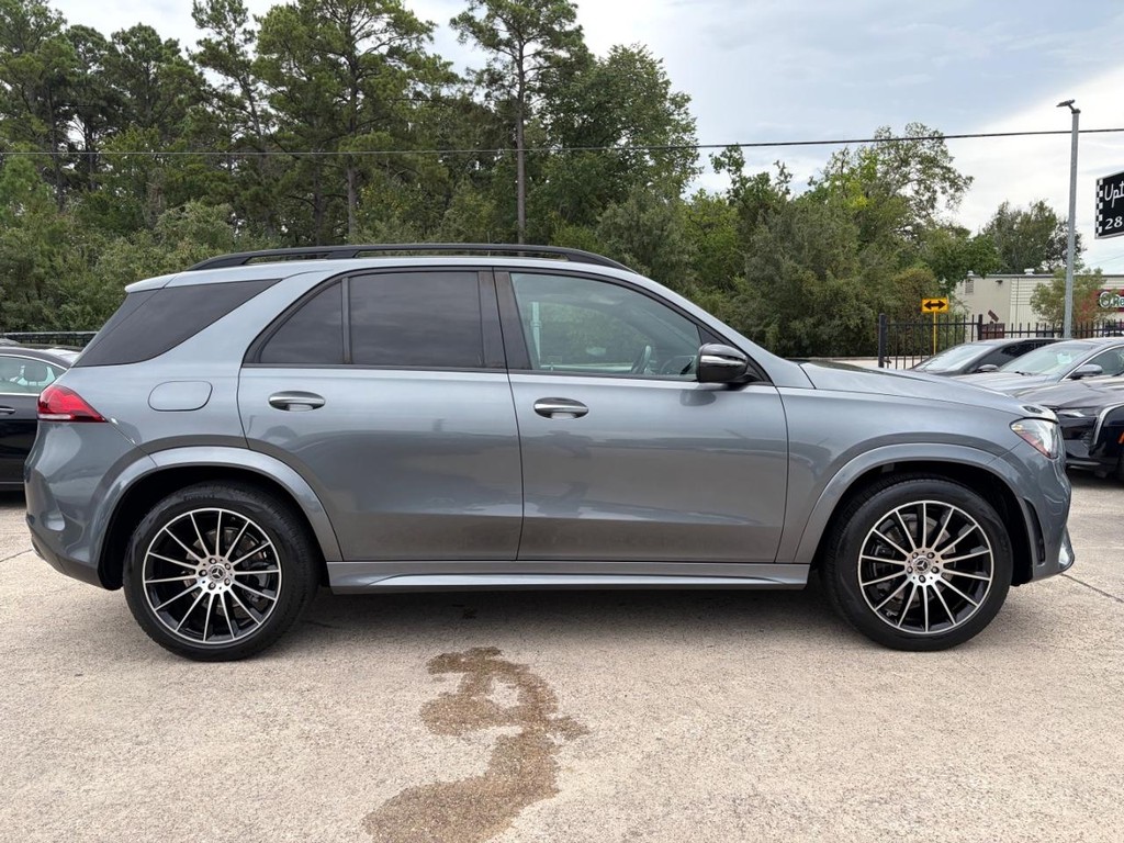 Mercedes-Benz GLE 350 Vehicle Full-screen Gallery Image 05