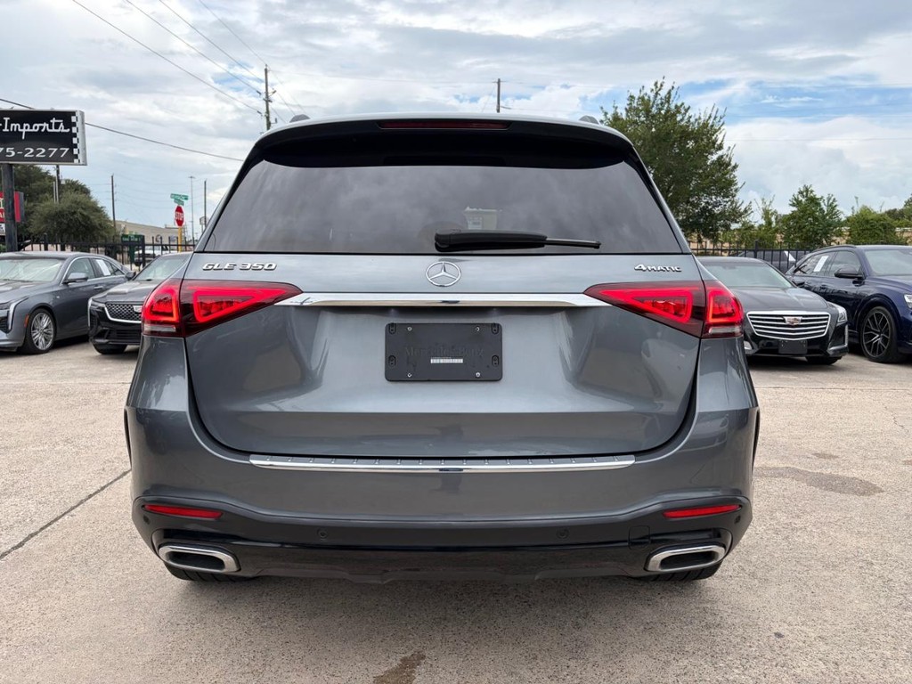 Mercedes-Benz GLE 350 Vehicle Full-screen Gallery Image 07