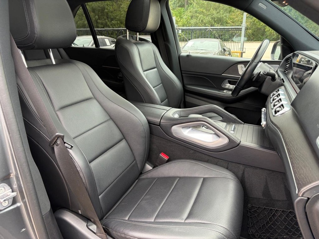 Mercedes-Benz GLE 350 Vehicle Full-screen Gallery Image 14